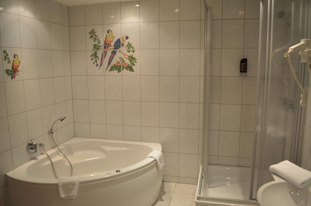 Hotel Arosa Κάσελ Εξωτερικό φωτογραφία